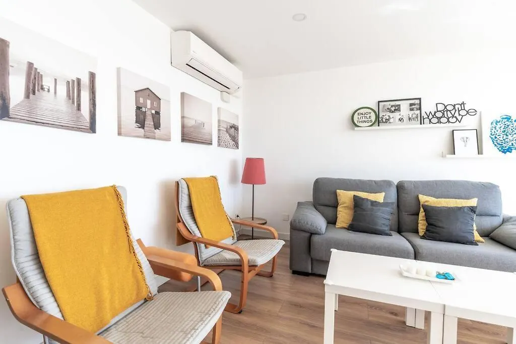 Ar1 Bright Apartment With Beautiful Sea Views contacts